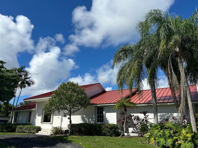 15030 SW 89th Avenue, Palmetto Bay, FL 33176