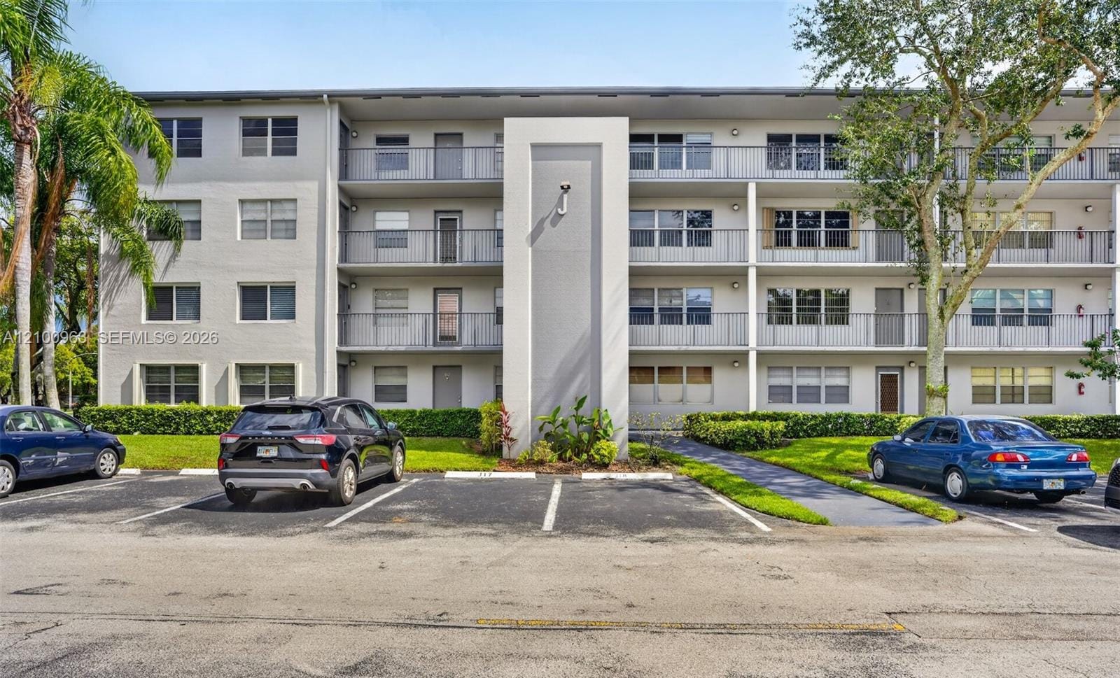 101 SW 132nd Way 310J, Pembroke Pines, FL 33027