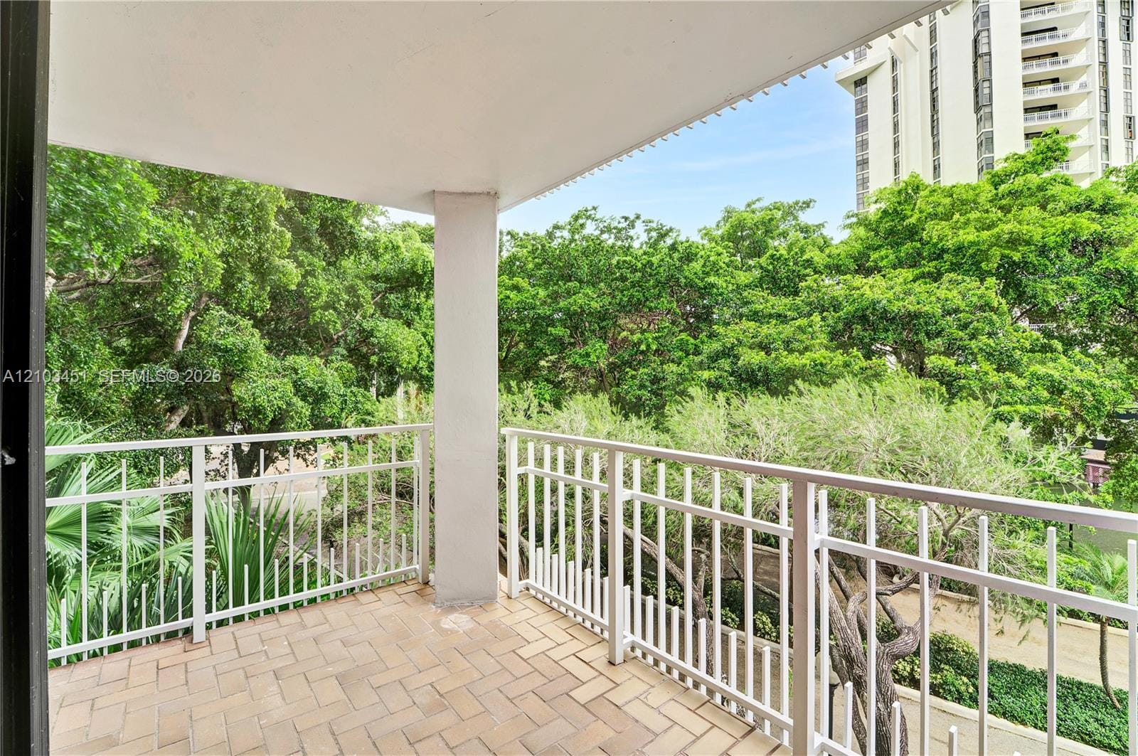 2000 Towerside Terrace 301, Miami, FL 33138 photo 5