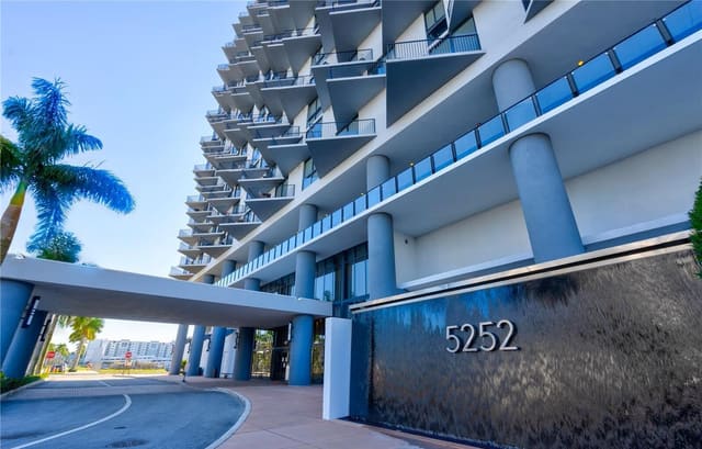5252 NW 85th Avenue 1607, Doral, FL 33166