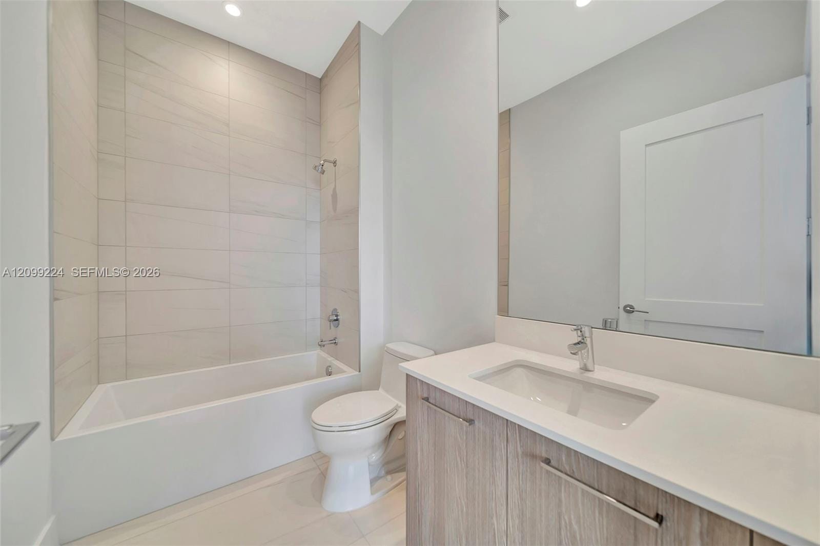 153 N Seabreeze 403, Fort Lauderdale, FL 33304 photo 19