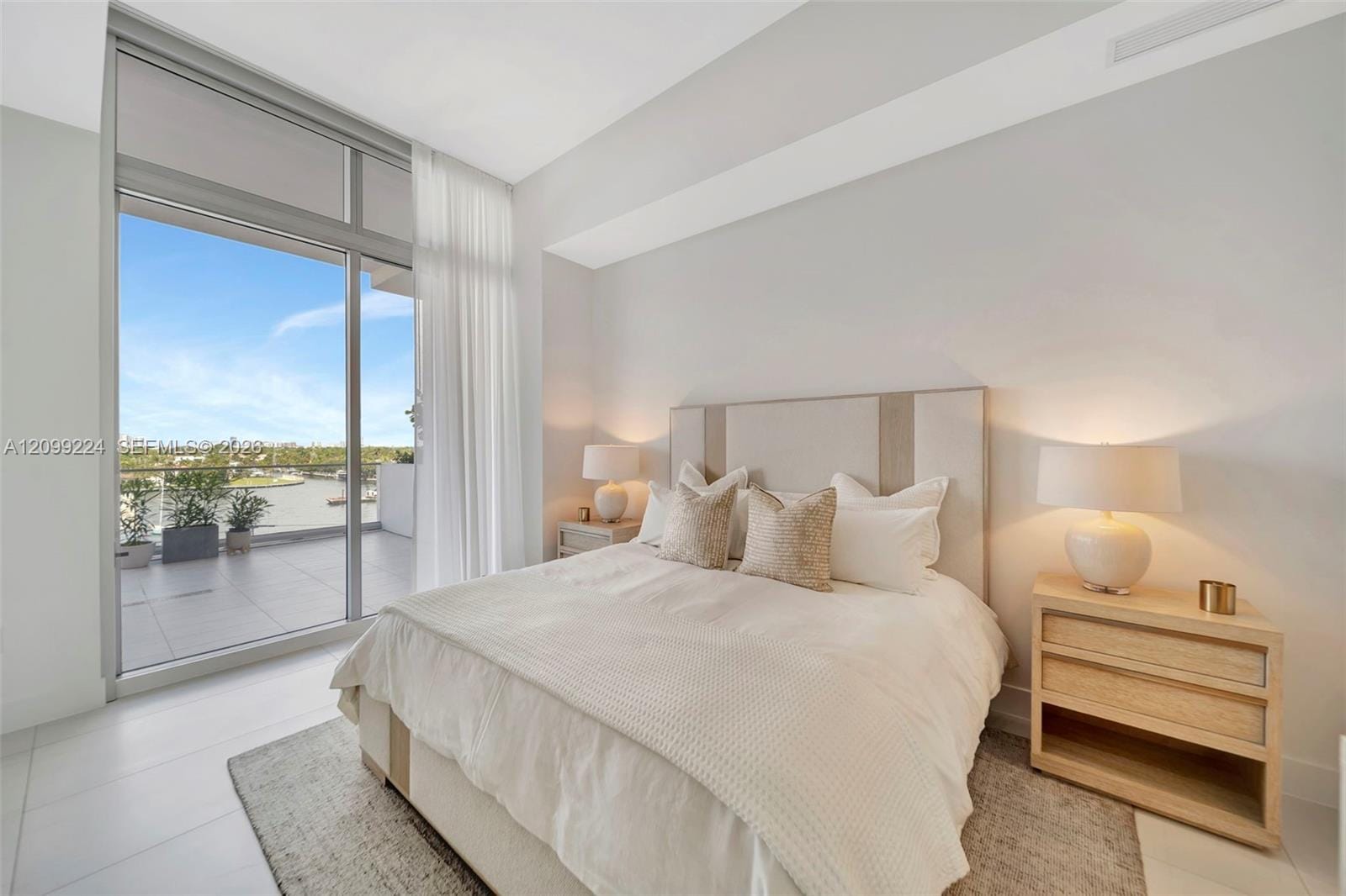 153 N Seabreeze 403, Fort Lauderdale, FL 33304 photo 22