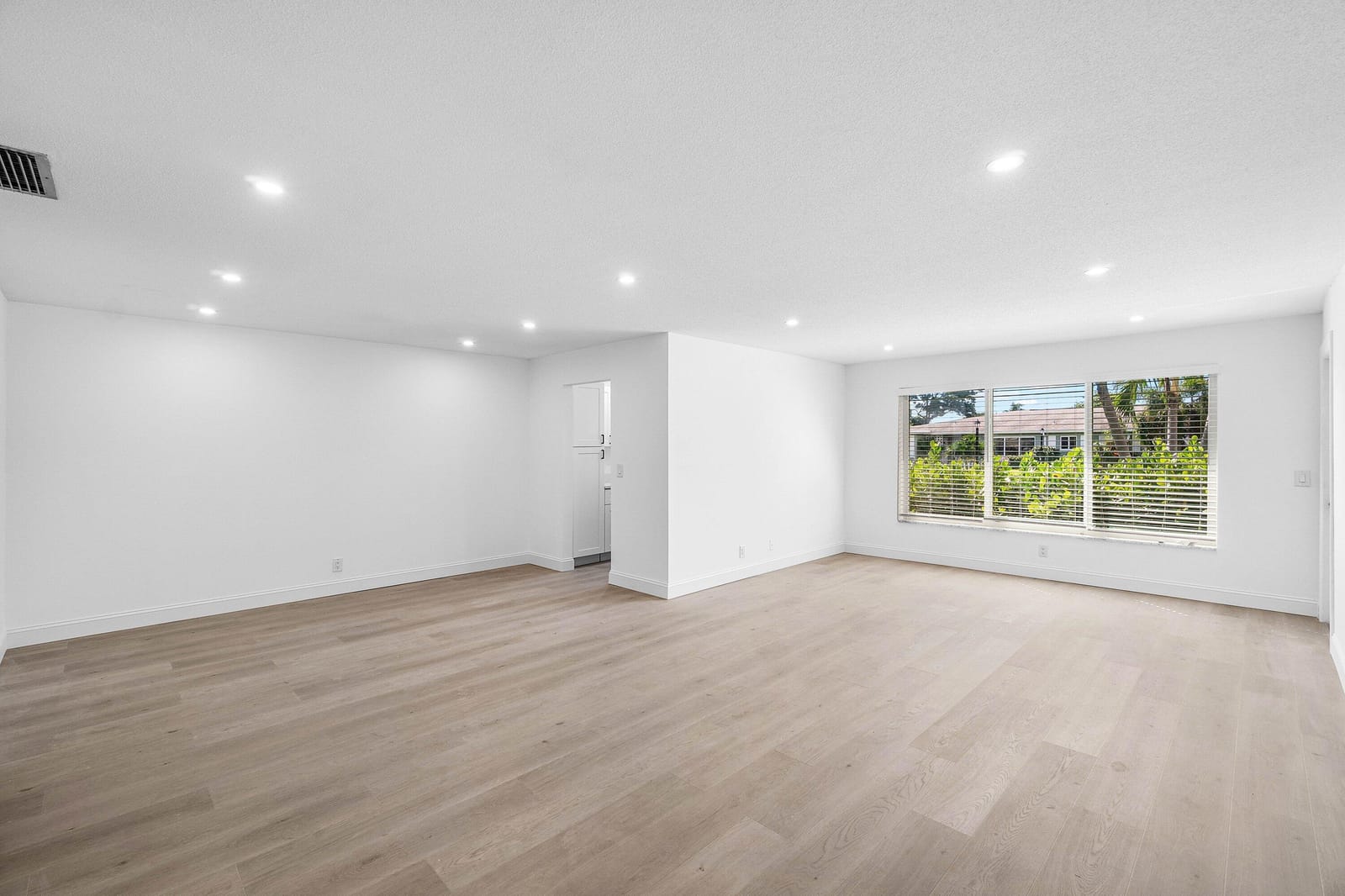165 SOUTH Boulevard B — photo 5