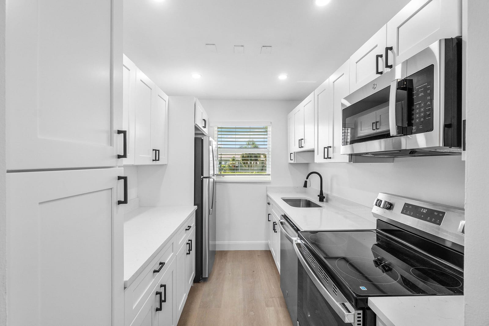 165 SOUTH Boulevard B — photo 8