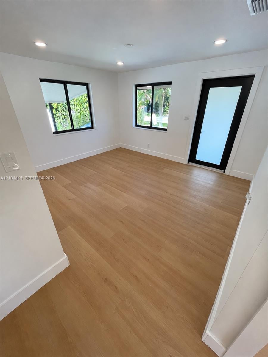 6420 Franklin Street — photo 4