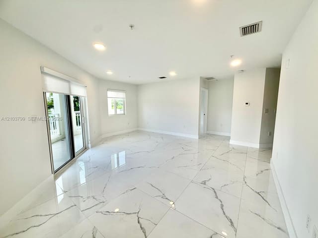 11150 NW 82nd Street 201, Doral, FL 33178