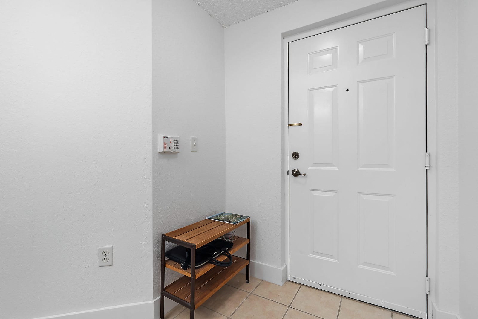 2725 Anzio Court 205 — photo 5
