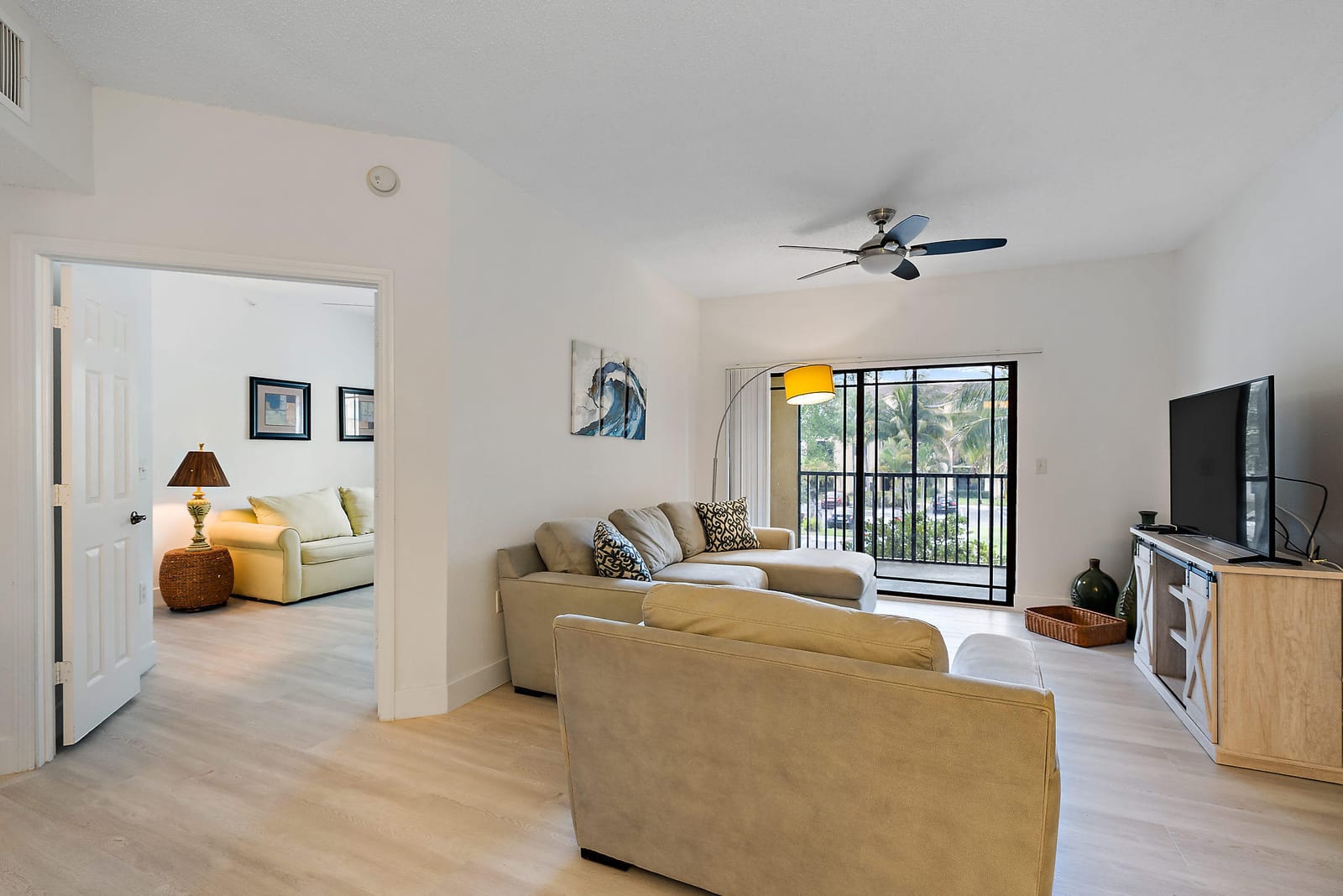 2725 Anzio Court 205 — photo 7