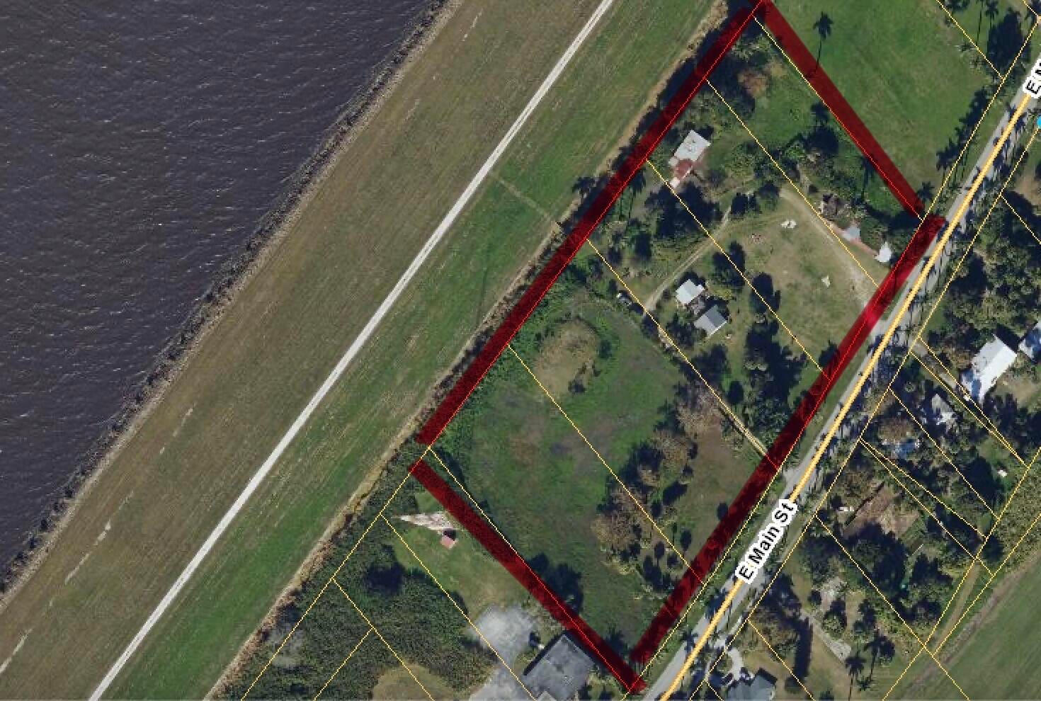 1977 E Main Street, Pahokee, FL 33476 photo 1