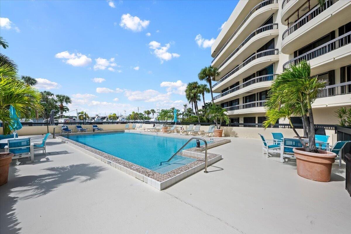 3 bedroom home for sale at 50 Beach, Tequesta, FL 33469 — $15,000