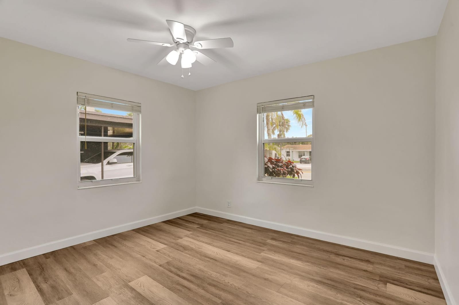 5500 N ANDREWS Avenue — photo 12