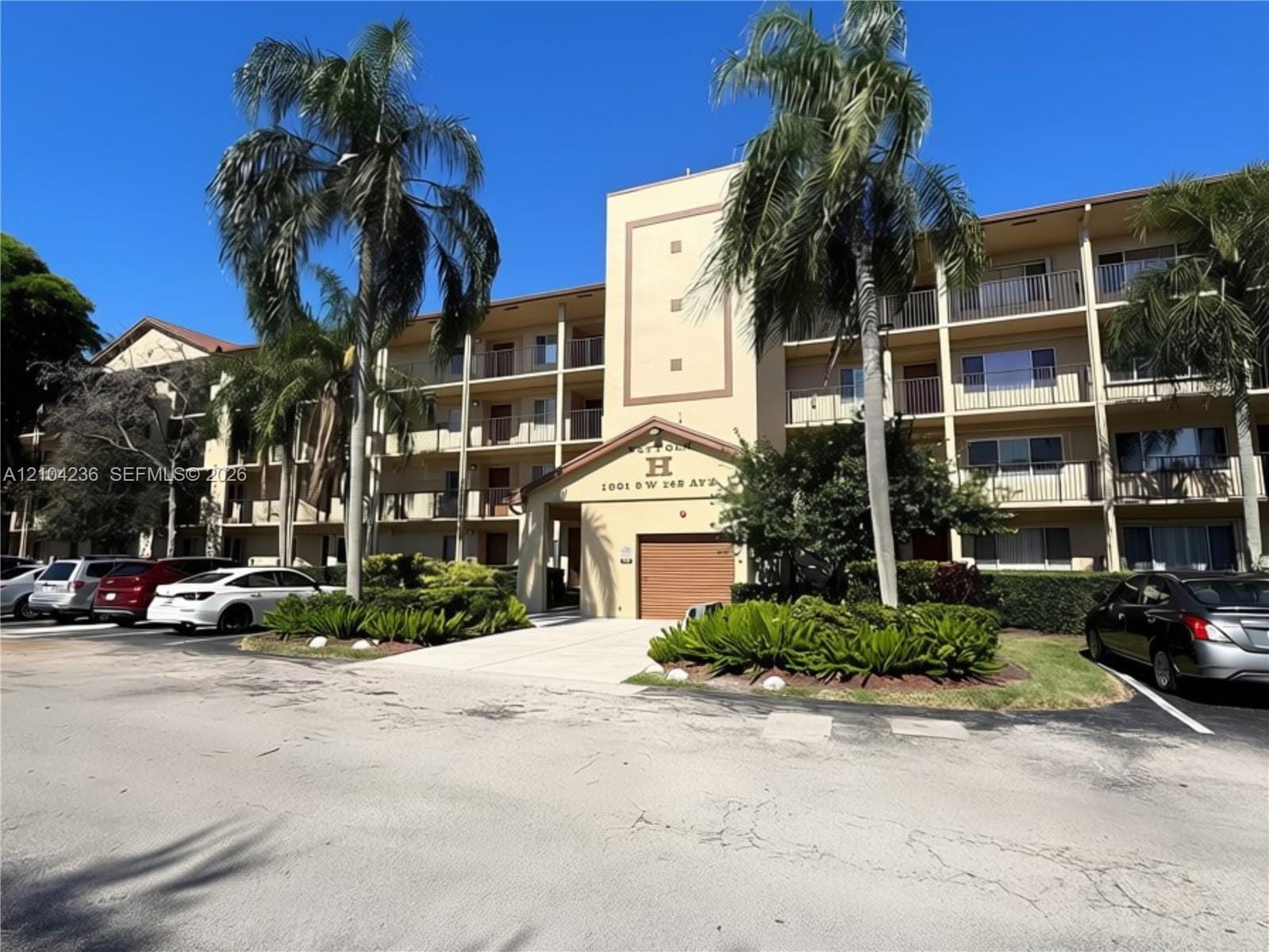 1151 SW 128th Terrace 103D, Pembroke Pines, FL 33027