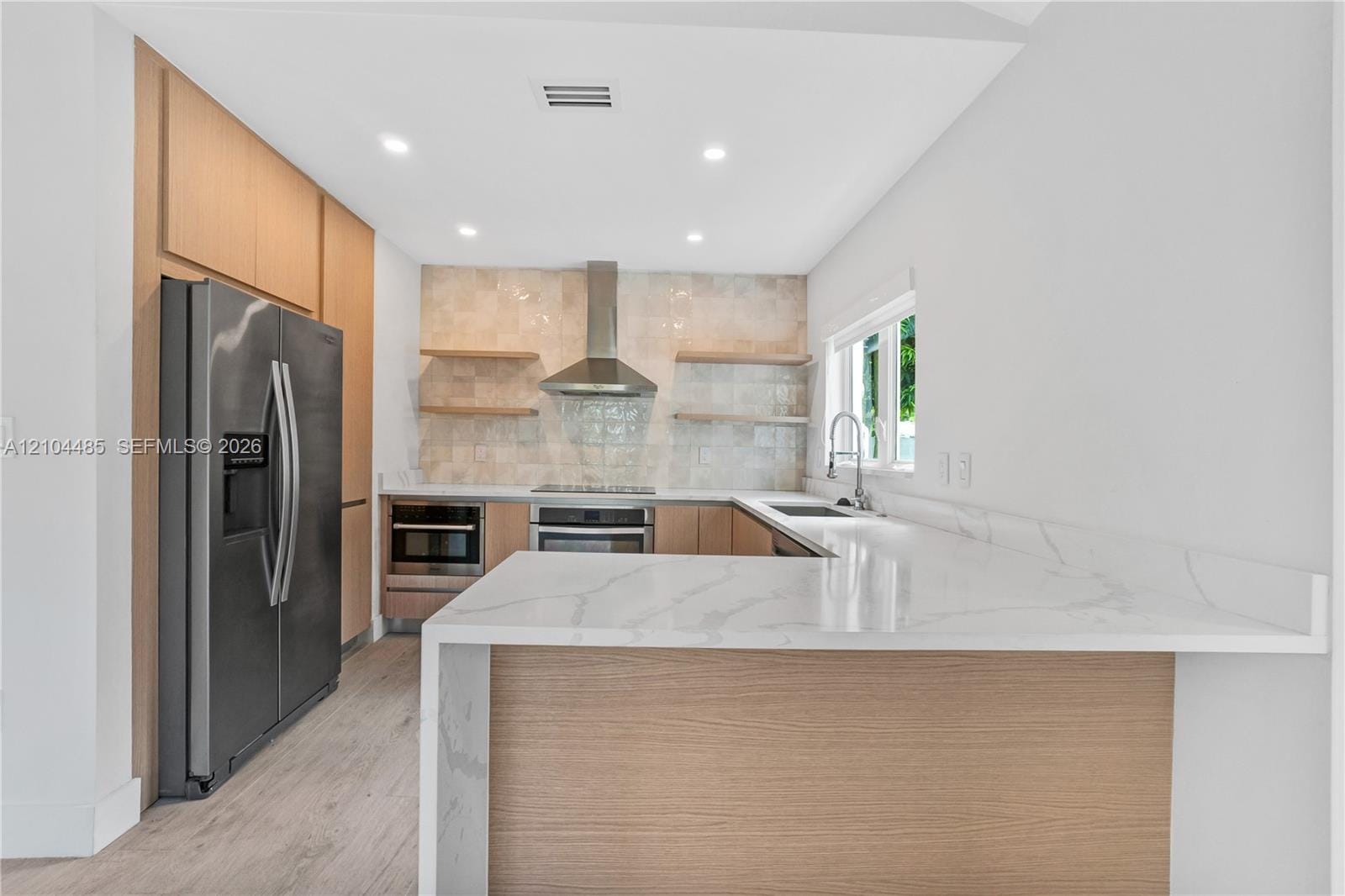718 NE 87th Street — photo 4