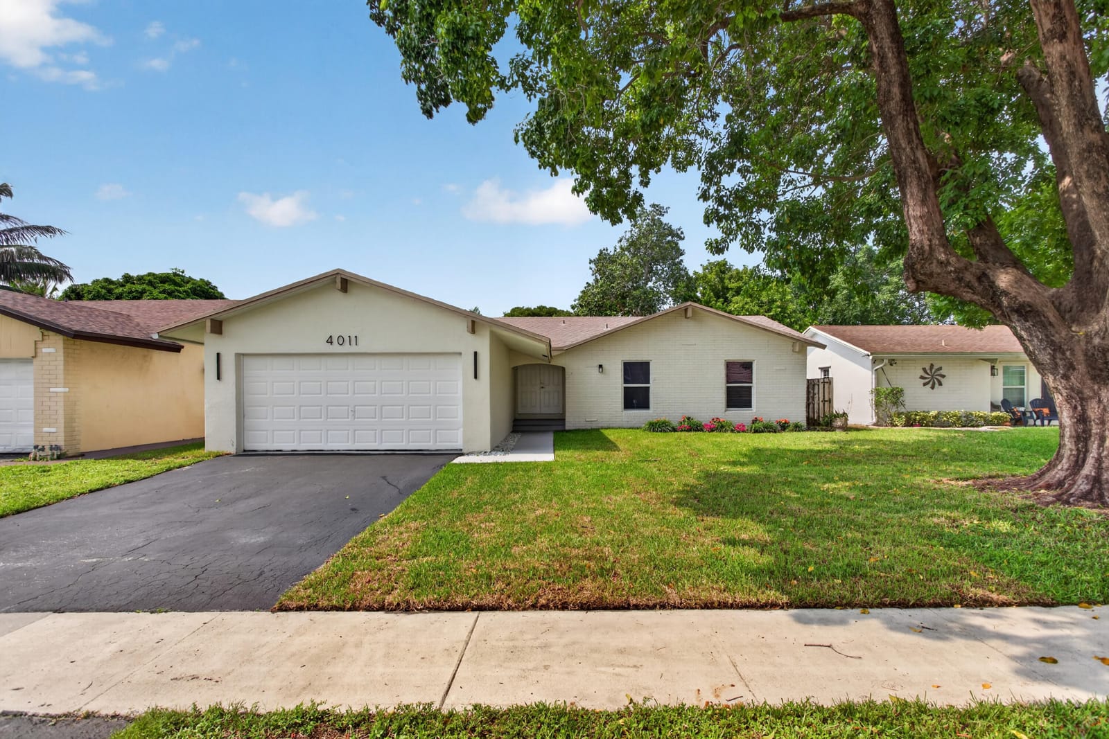4011 NW 93rd Avenue, Sunrise, FL 33351 photo 1