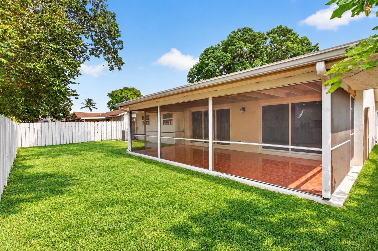 4011 NW 93rd Avenue, Sunrise, FL 33351 photo 8