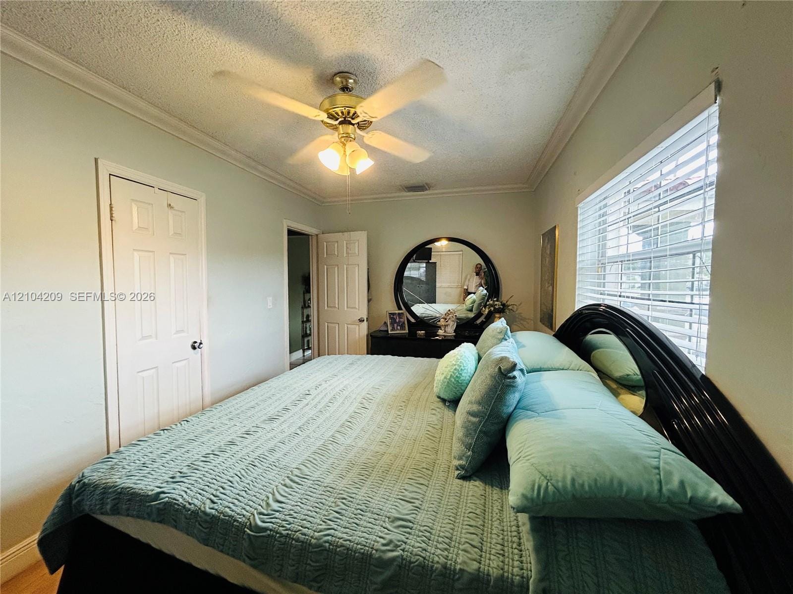 160 W 53rd Terrace, Hialeah, FL 33012 photo 11