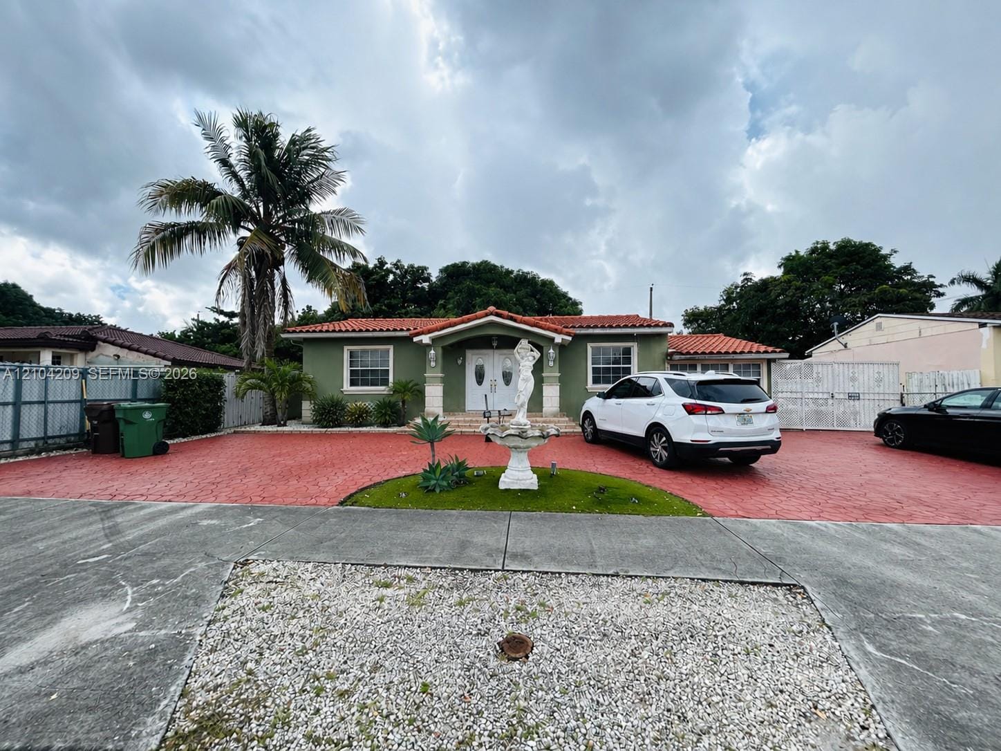 160 W 53rd Terrace, Hialeah, FL 33012