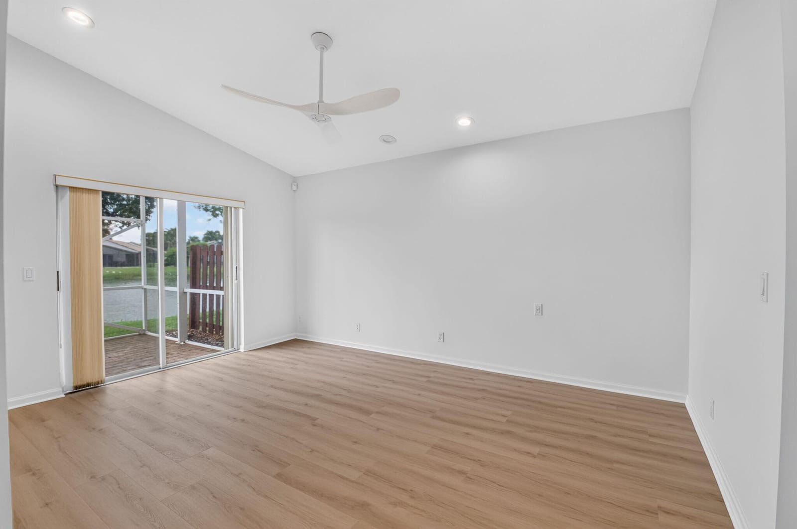 7248 Mistral Court — photo 8