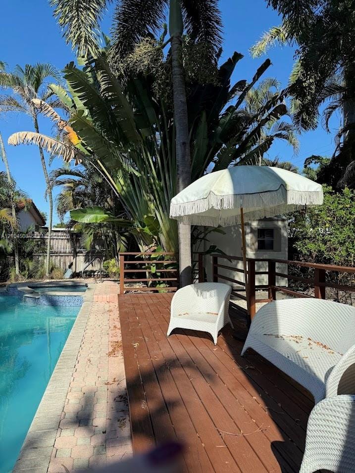 1811 N 40th Avenue, Hollywood, FL 33021