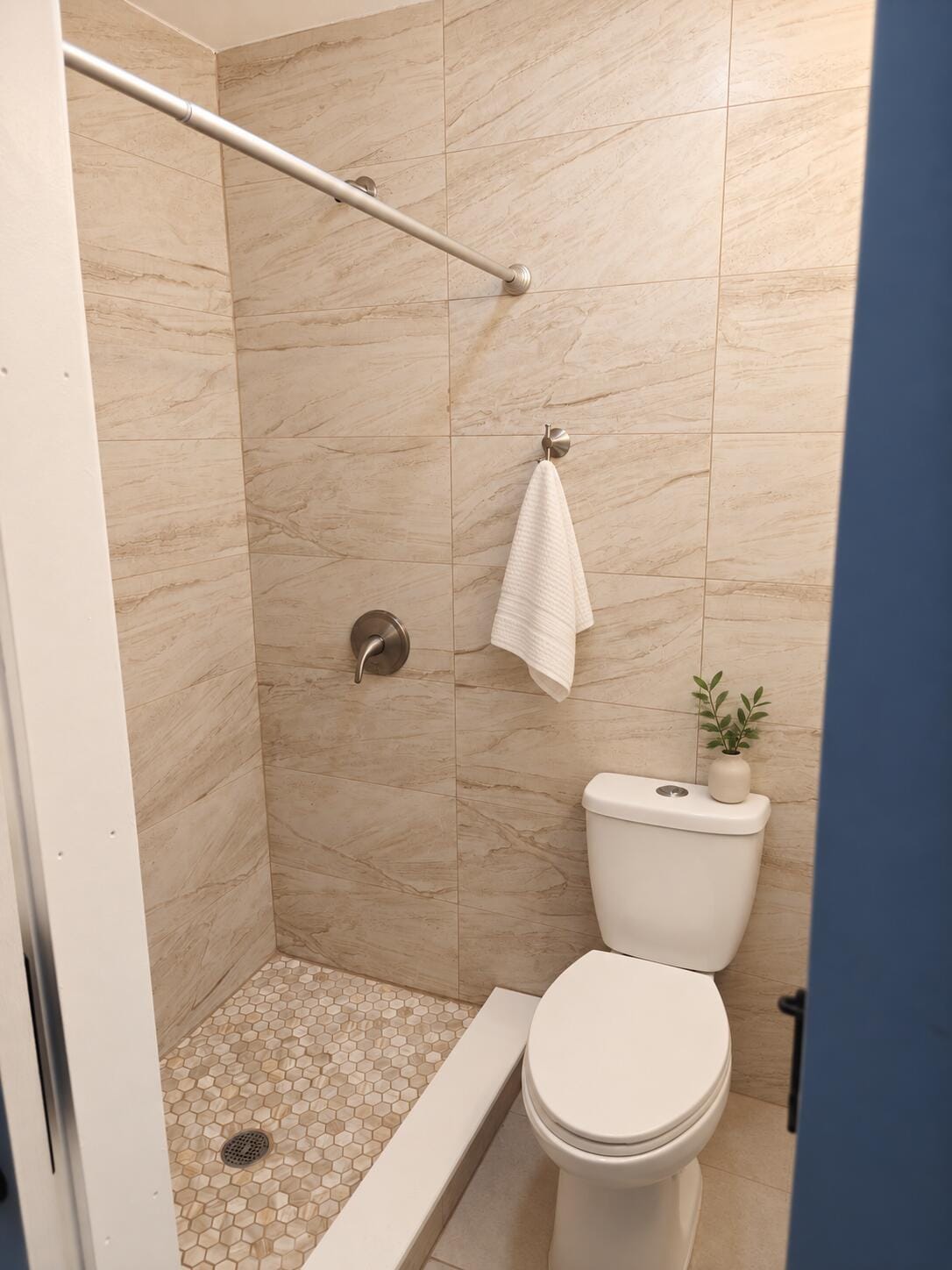 425 NOTTINGHAM Boulevard — photo 10
