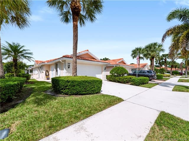 8284 SE Double Tree Drive, Hobe Sound, FL 33455