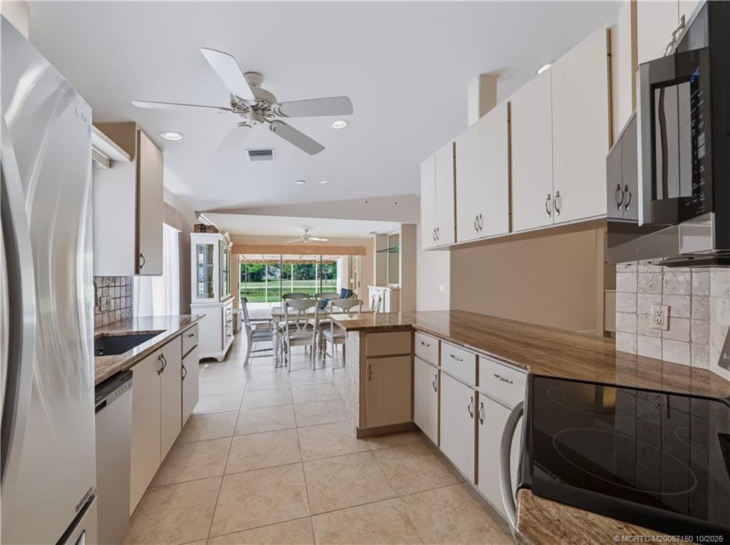 8284 SE Double Tree Drive — photo 5