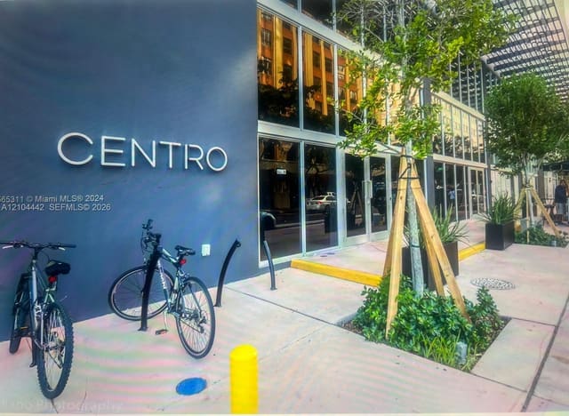 151 SE 1 St Street 1002, Miami, FL 33131