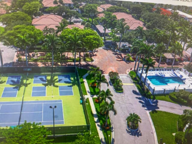 85 PELICAN POINTE Drive 103, Delray Beach, FL 33483