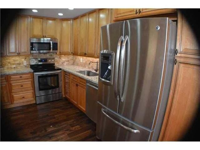 634 Saxony Lane N 634, Delray Beach, FL 33446 - photo 1 of 9