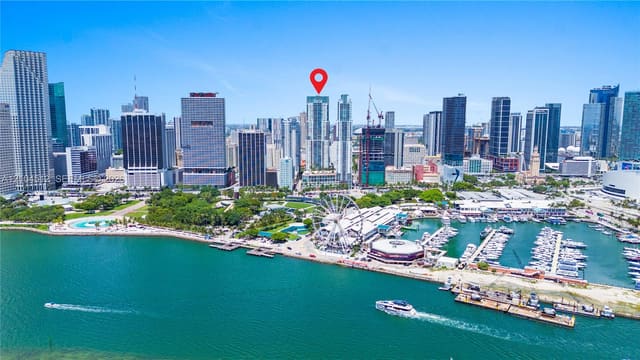 253 NE 2nd Street 424, Miami, FL 33132
