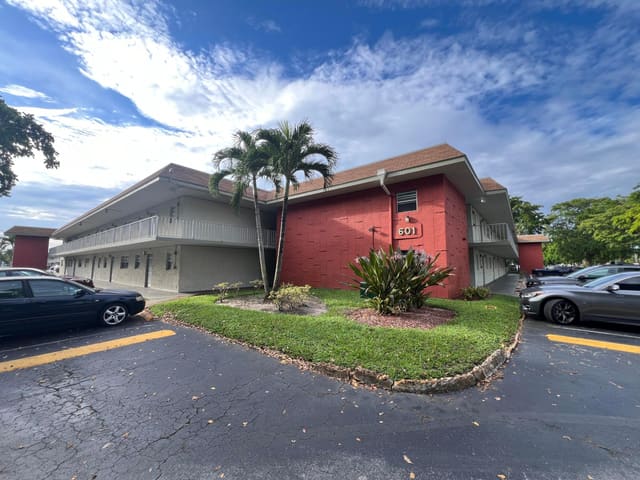 601 S STATE ROAD 7 2H, Margate, FL 33068