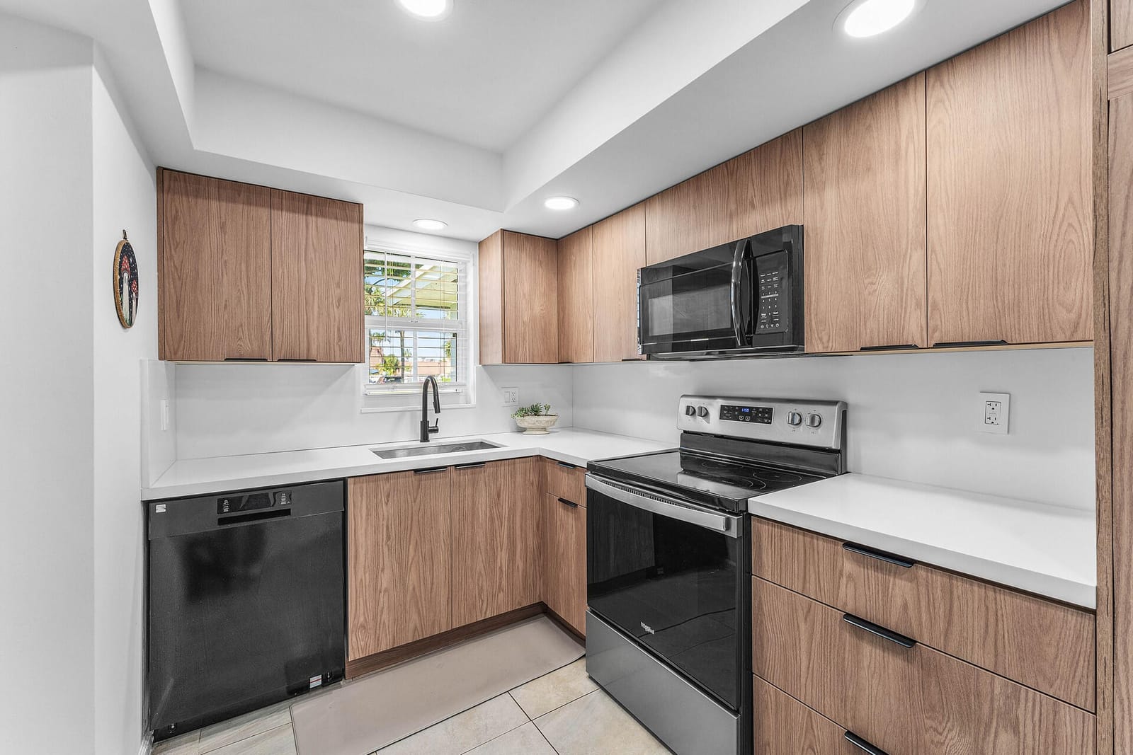 2840 SW 14TH Street 18 — photo 4