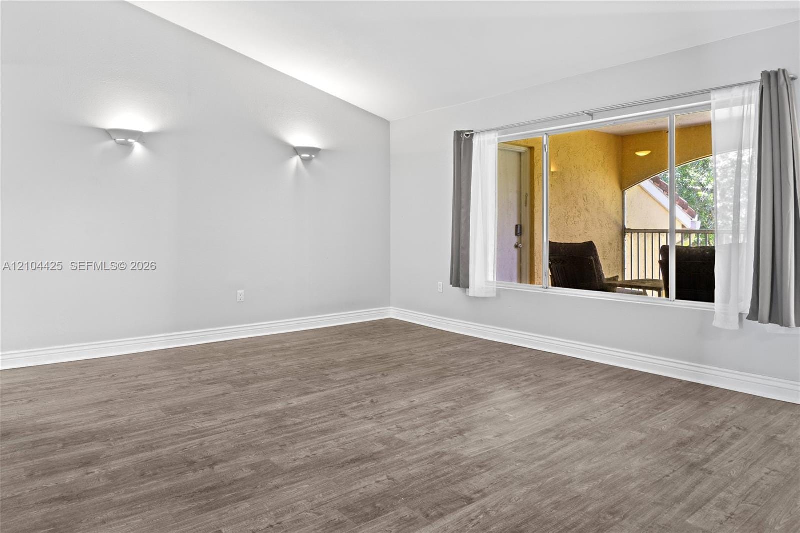 2371 NW 33rd Street 714, Oakland Park, FL 33309