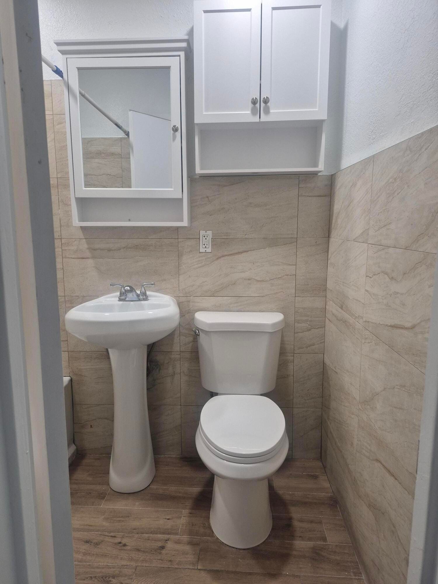 432 FOREST HILL Boulevard — photo 8