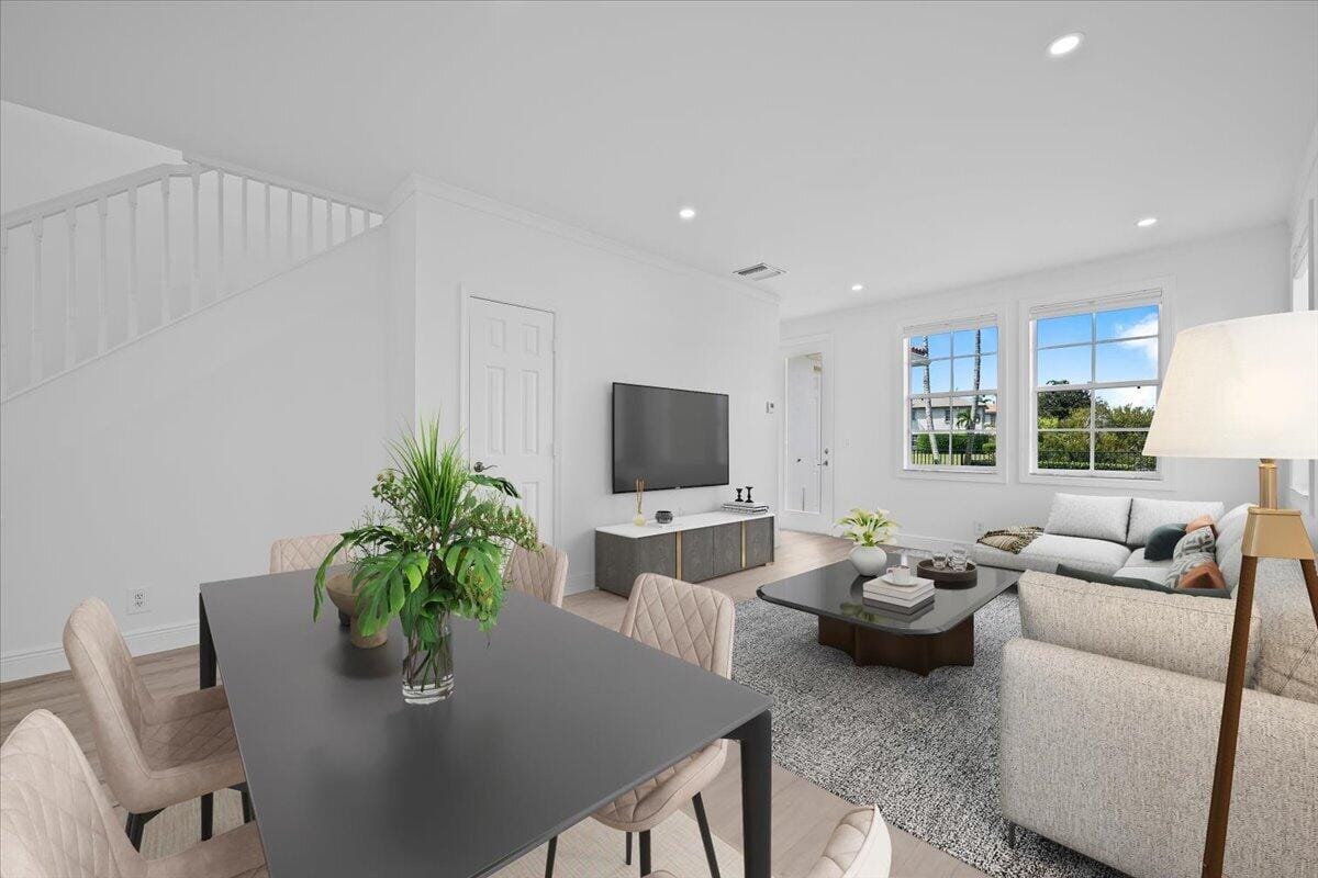 651 Castle Drive — photo 9