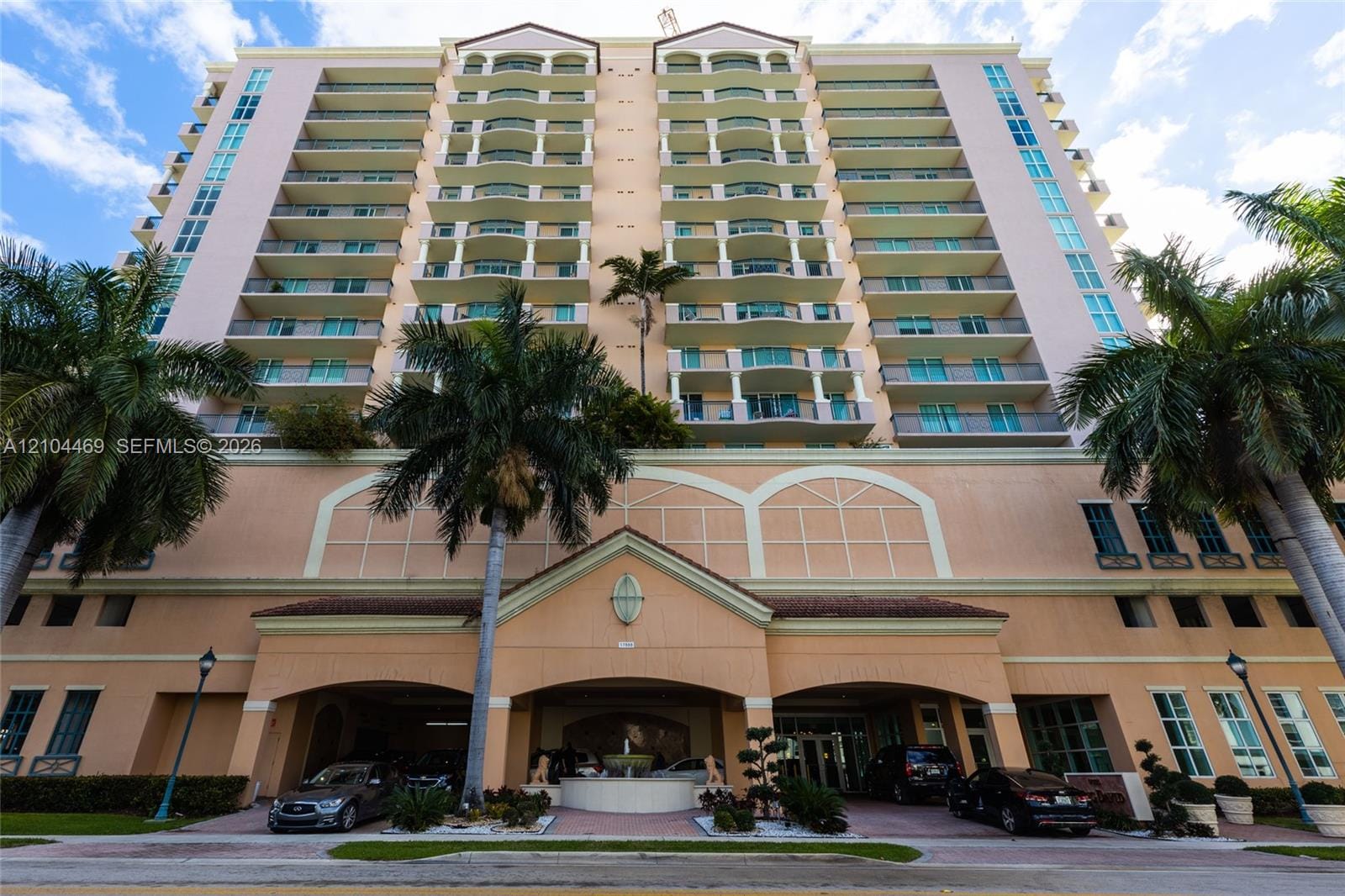 17555 W Atlantic Boulevard UPH6, Sunny Isles Beach, FL 33160 photo 18