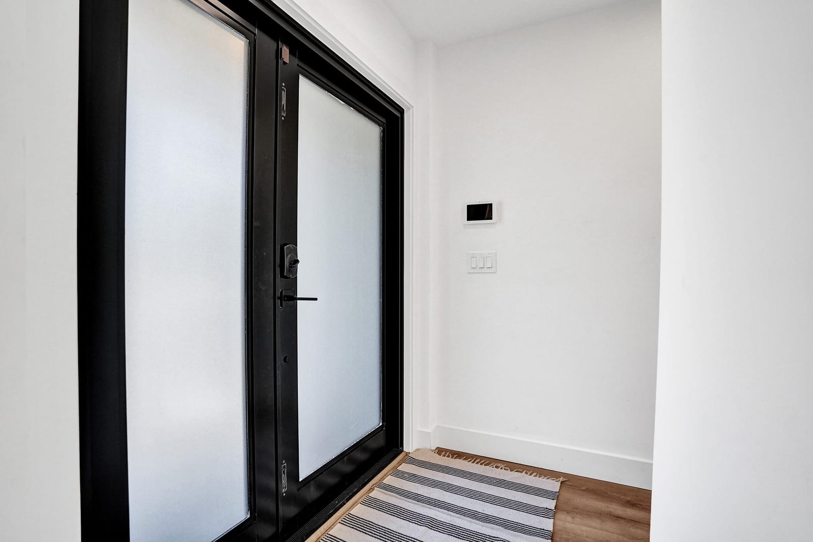 933 Banyan Drive — photo 4