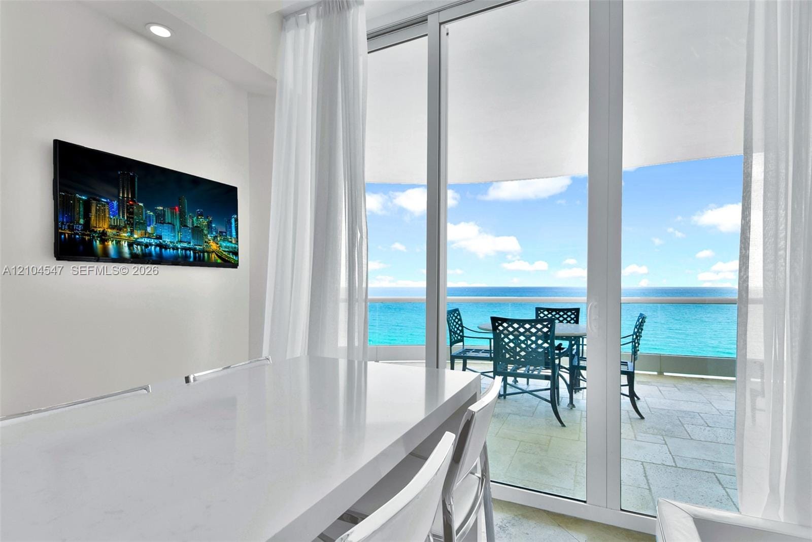 16047 Collins Avenue 1401, Sunny Isles Beach, FL 33160 photo 18