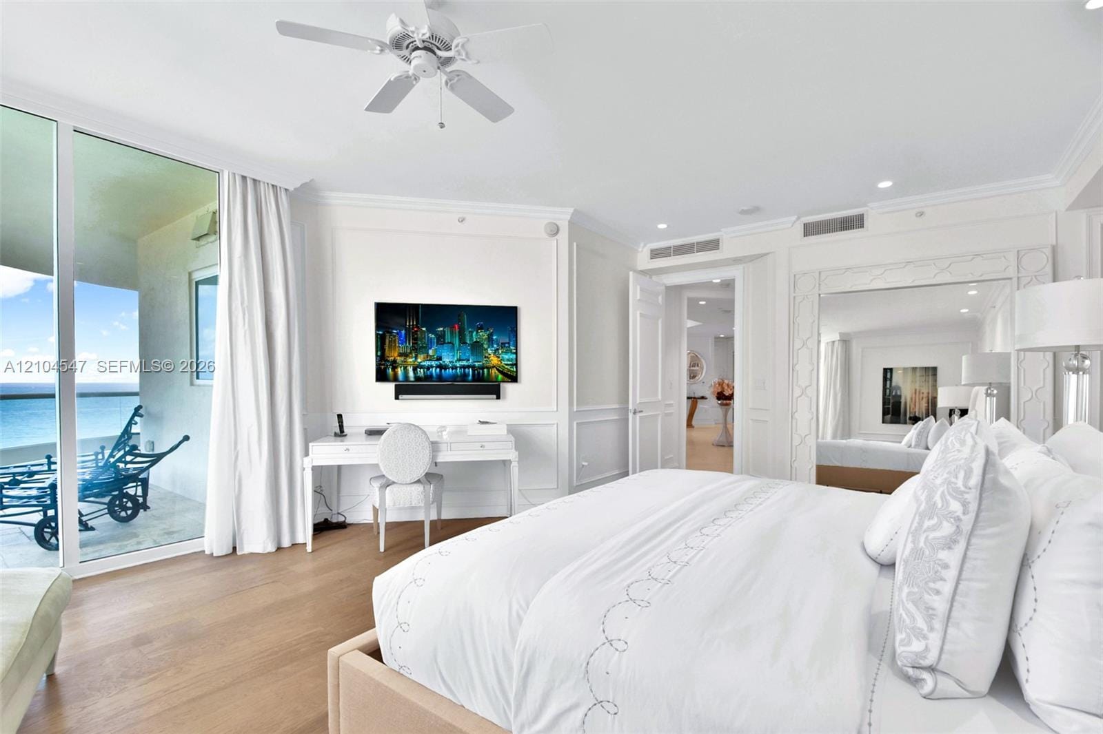 16047 Collins Avenue 1401, Sunny Isles Beach, FL 33160 photo 30