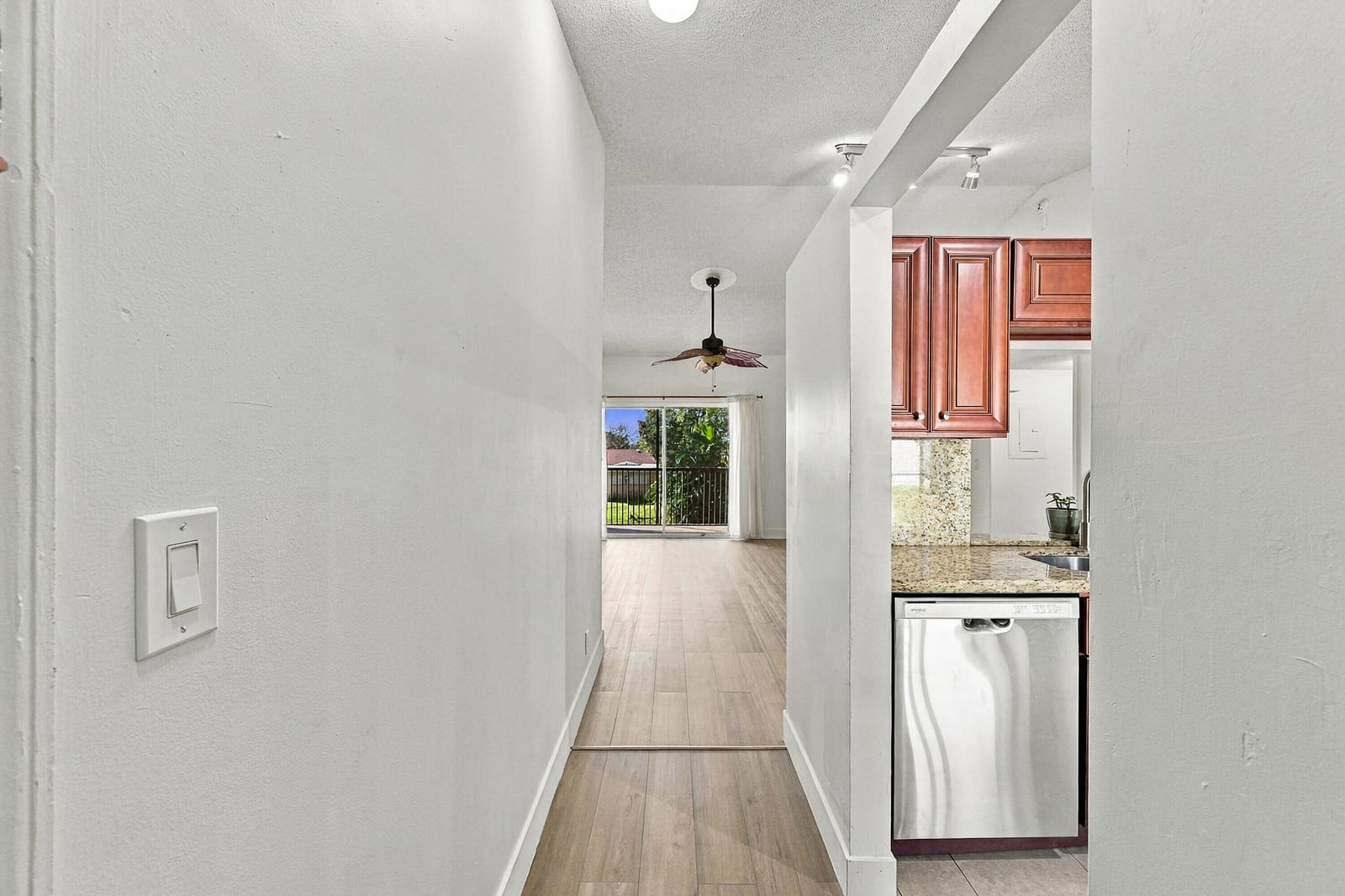 717 Gardens Drive 206 — photo 6
