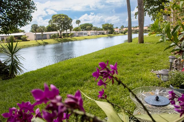 108 Lake Evelyn Drive, West Palm Beach, FL 33411