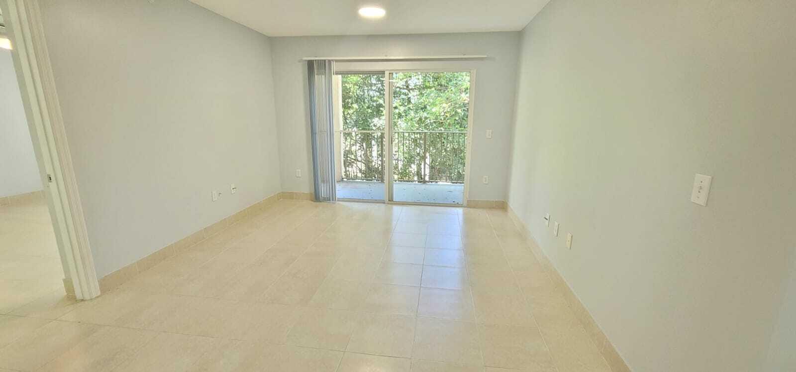 4021 SAN MARINO Boulevard 206 — photo 2