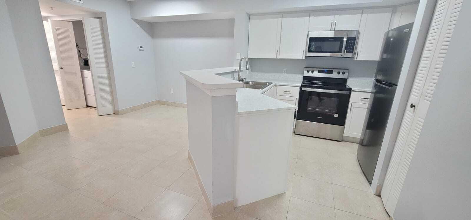 4021 SAN MARINO Boulevard 206 — photo 3