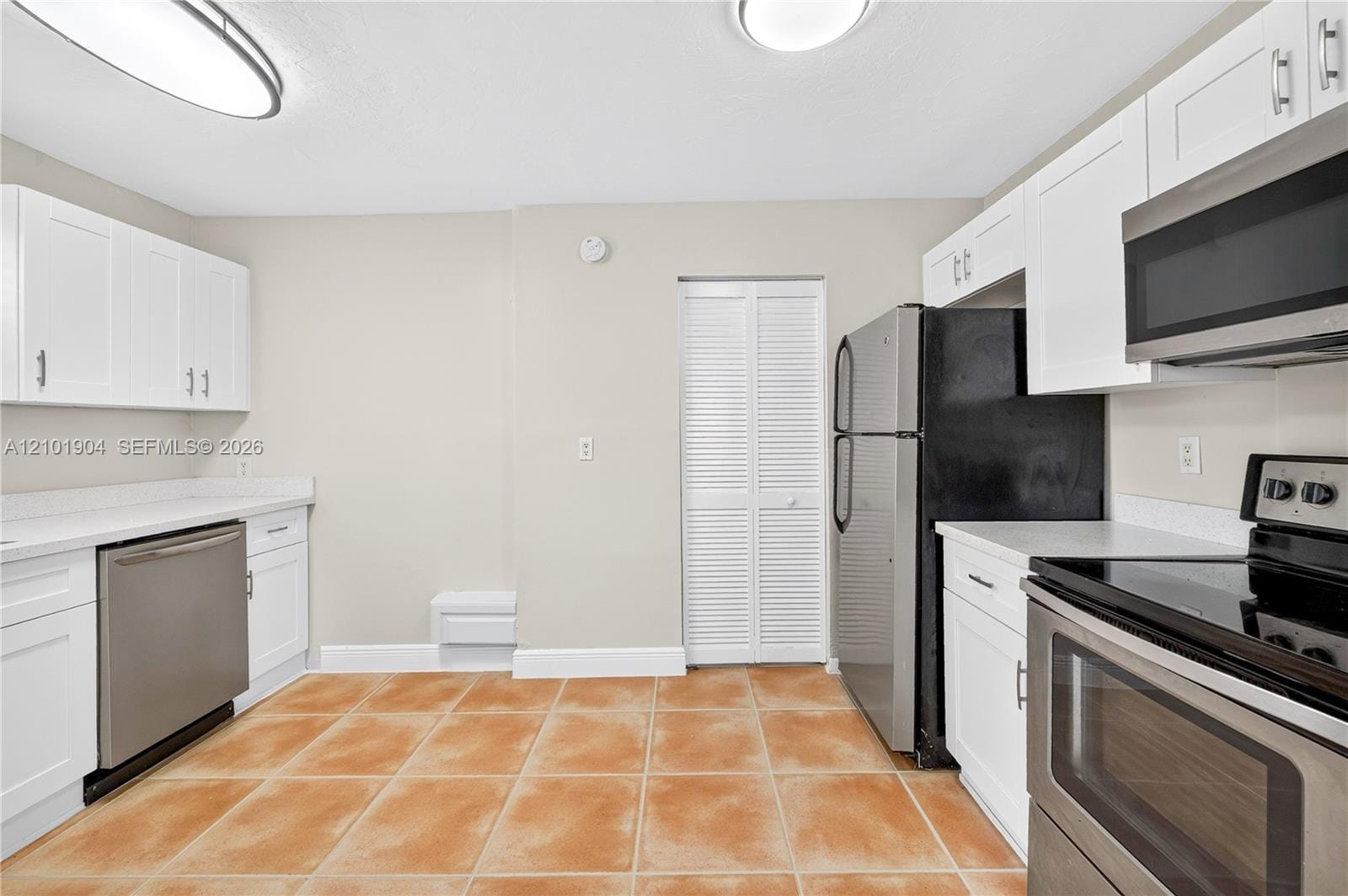 1422 S N Street — photo 4