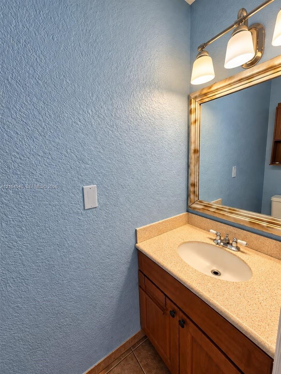 1064 W 42nd Street 9 — photo 9