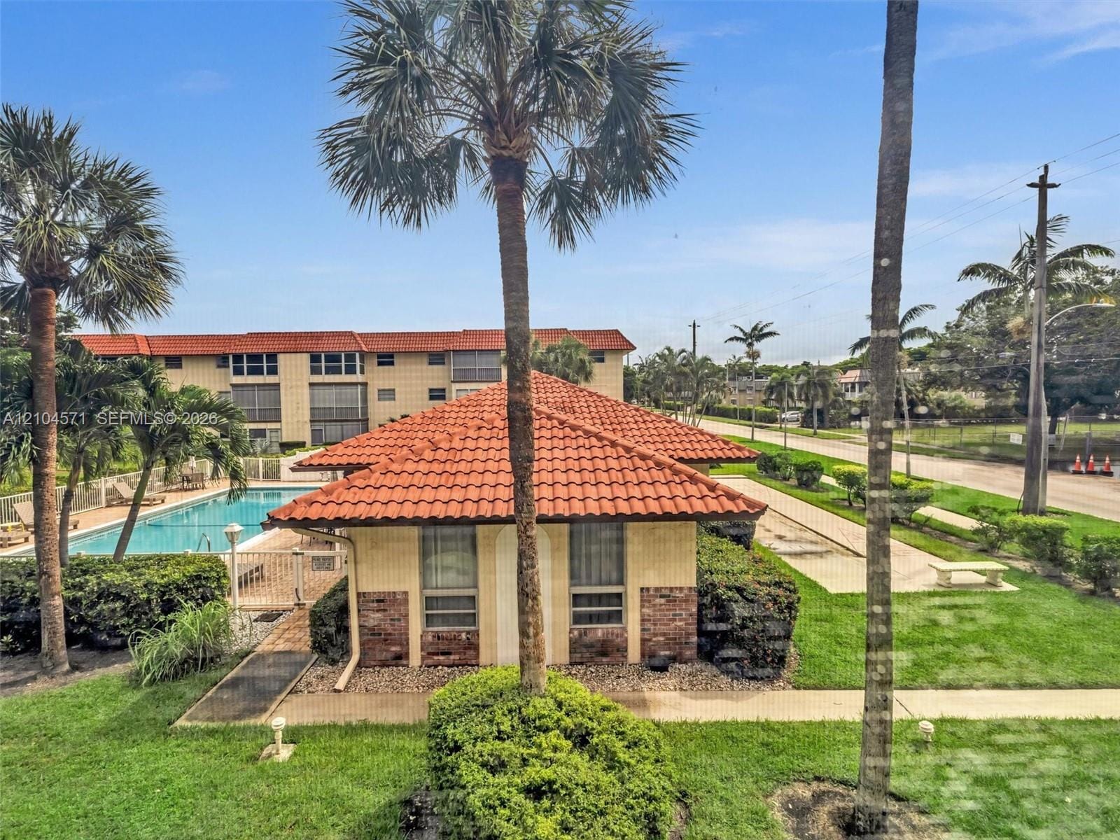 700 SE 6th Avenue 201, Deerfield Beach, FL 33441 photo 28