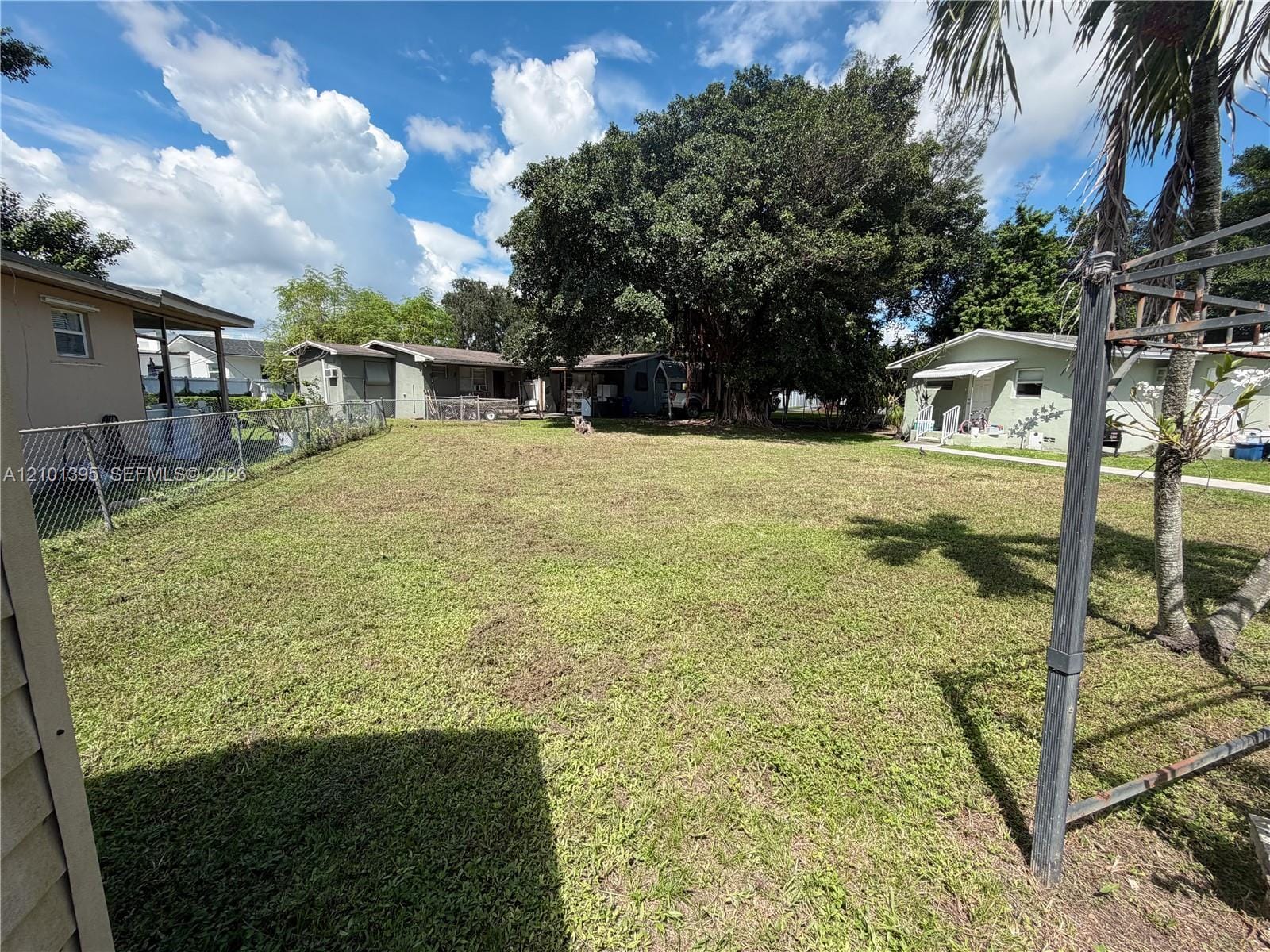 615 Columbus Parkway, Hollywood, FL 33021 photo 4