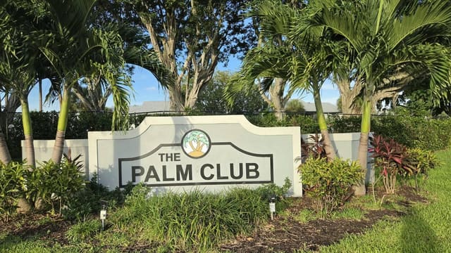 1002 Green Pine Boulevard F2, West Palm Beach, FL 33409