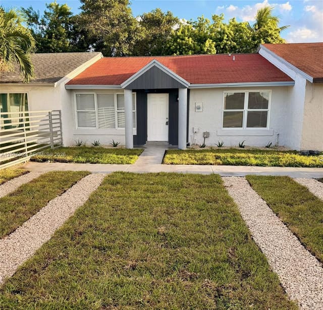 3954 NW 182nd Lane, Miami Gardens, FL 33055