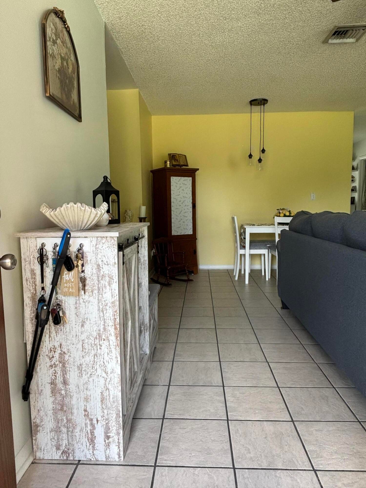 4553 VESPASIAN Court — photo 5